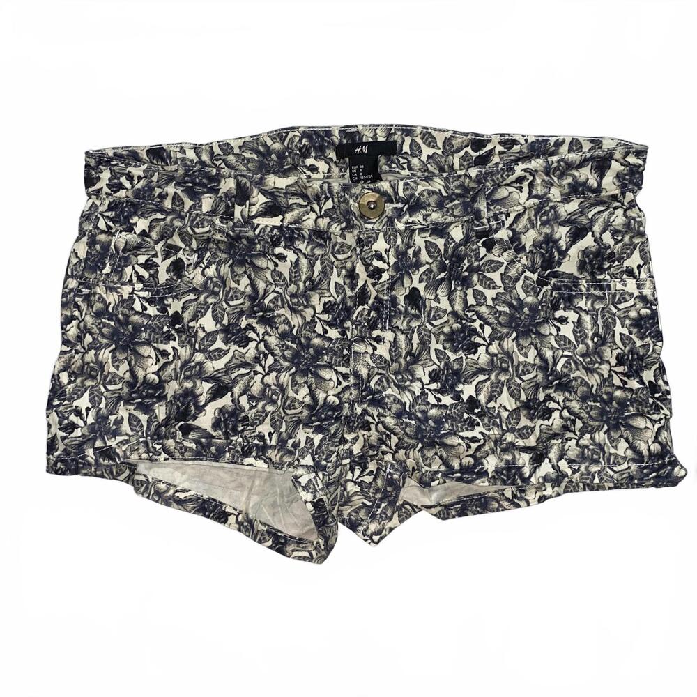 Y2K Low Rise Floral Shorts Size 8 Button Fly Cottagecore Indie Vintage Aesthetic